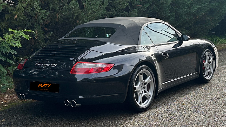 photo arriere 911 Carrera 4S Cabriolet de couleur Noir Basalte Métallisé