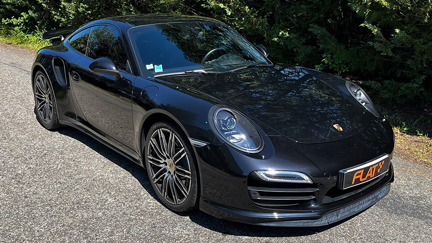 photo avant 911 Turbo de couleur Noir Basalte Métallisé