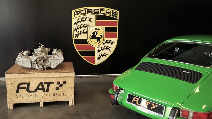 zoom photo Moteur PORSCHE 911 2.4 - M911.62